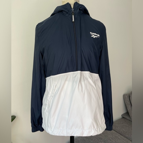 Super cute classic windbreaker Reebok - Picture 3 of 12
